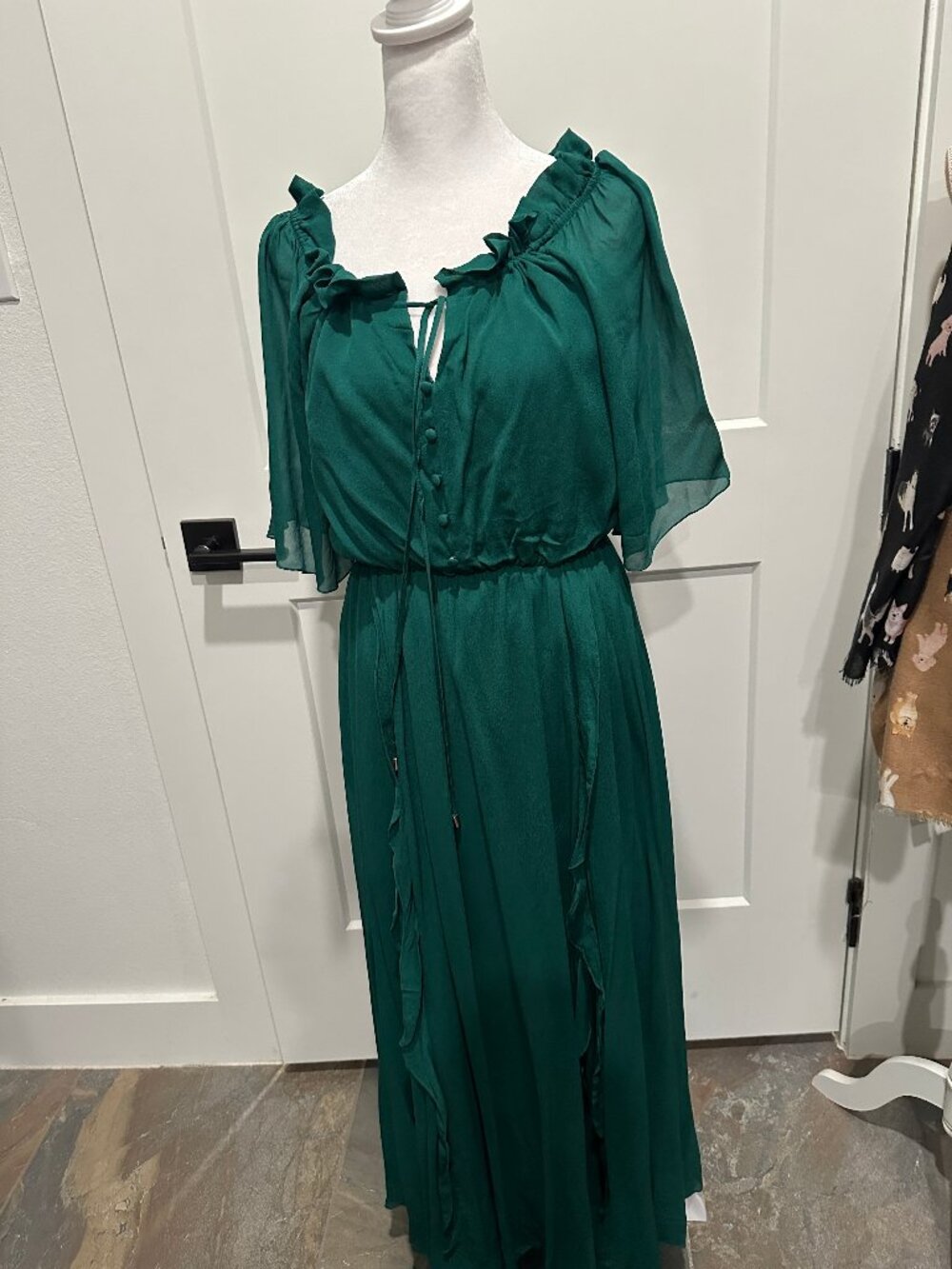 Bella & Bloom Ruffled Midi Dress Green Size Small